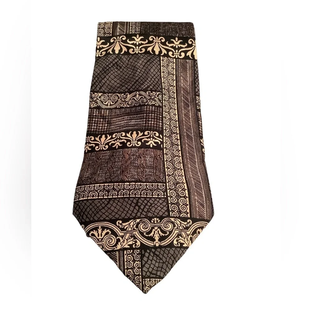 Gian Carlo Lamberti Italian Silk Necktie.